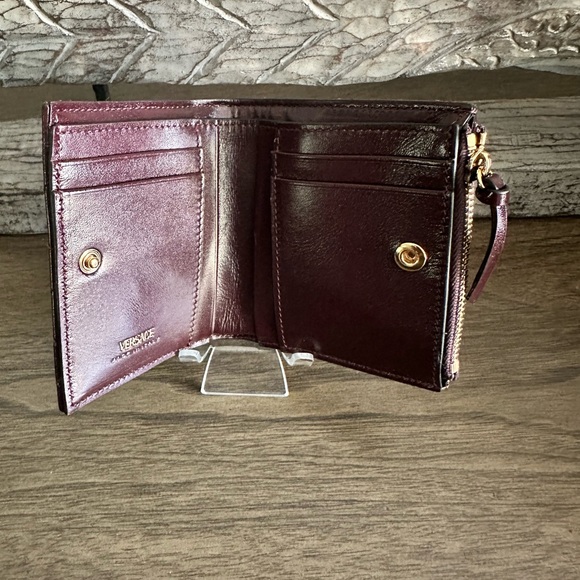 Versace La Medusa Quilted Calf Leather Wallet - NWOT - Picture 4 of 11